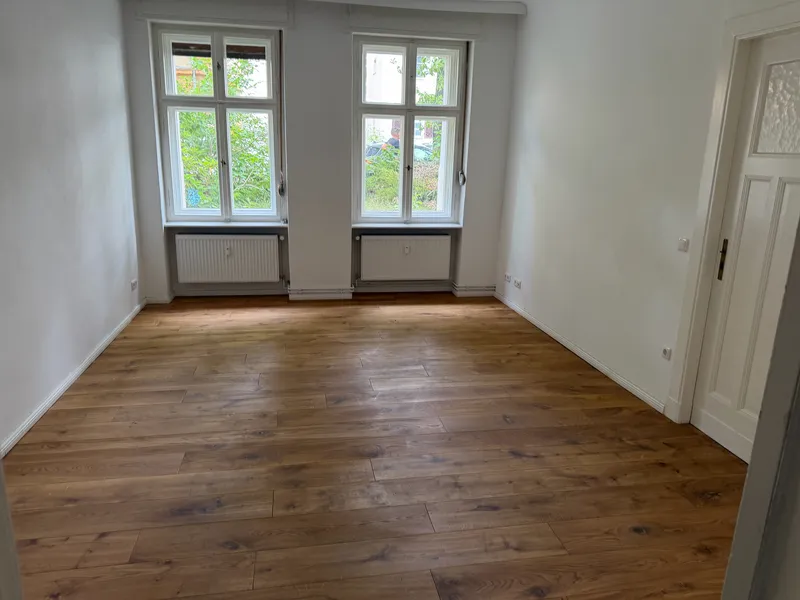 Erstbezug nach Totalsanierung, Gut geschnitte Wohnung in Top-Lage, Souterrain — photo 1